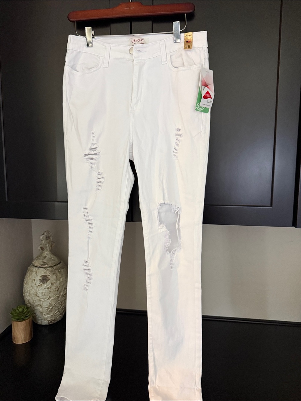 Vibrant White Skinny Distressed Jeans for Women